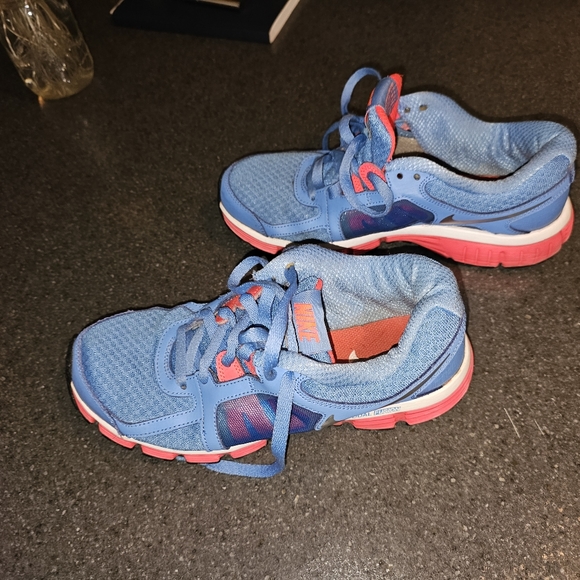 NIKE Dual Fusion woman 8.5 - Picture 14 of 16